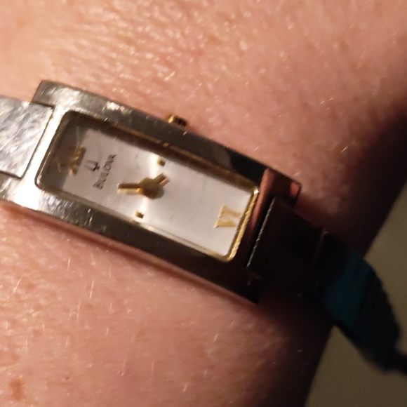 Bulova watch - Picture 2 of 2
